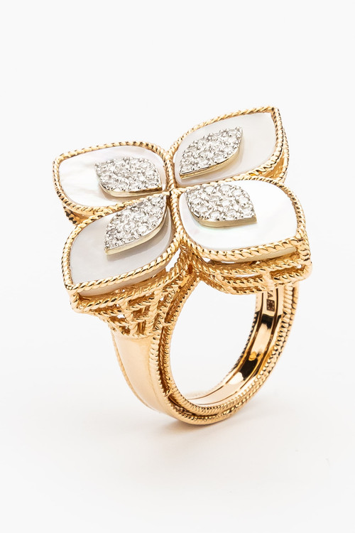 Кольцо из золота c бриллиантами и перламутром