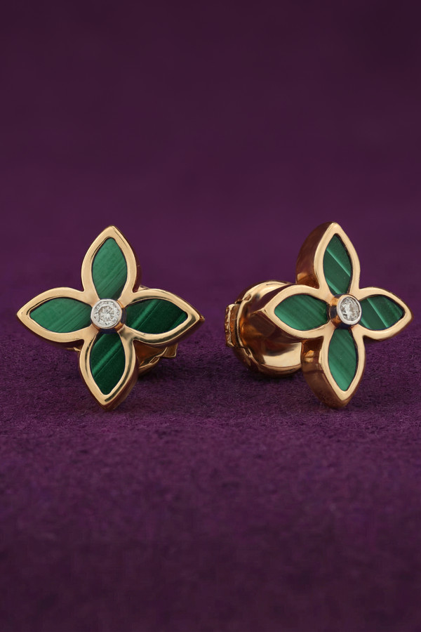 Серьги из золота c бриллиантами и малахитом