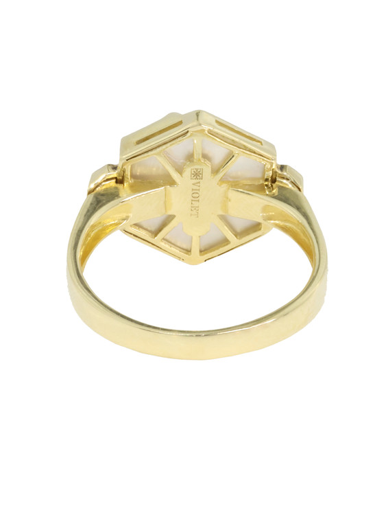 Кольцо из лимонного золота c бриллиантами и перламутром