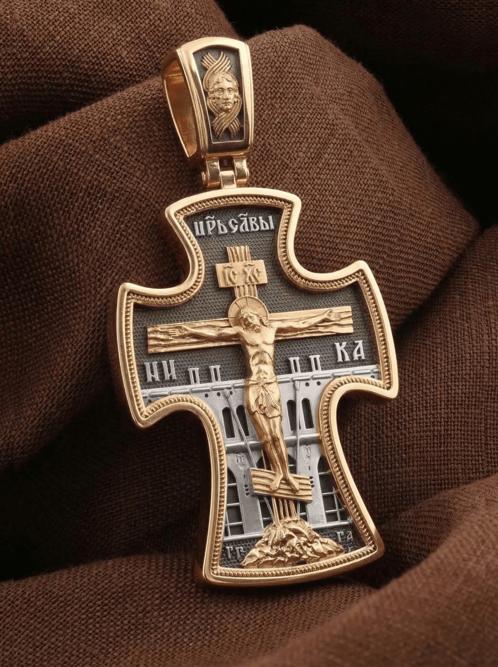Крест из золота