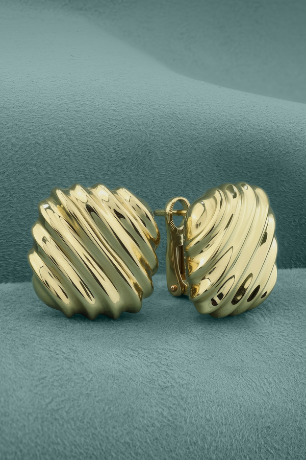 Серьги из лимонного золота