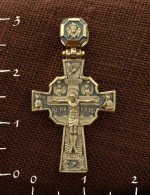 Крест из лимонного золота 585 пробы