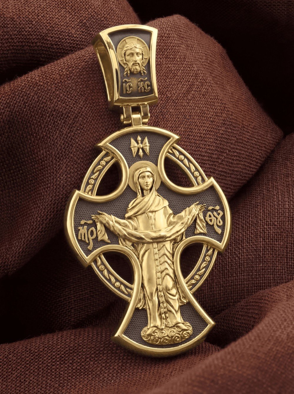 Крест из лимонного золота