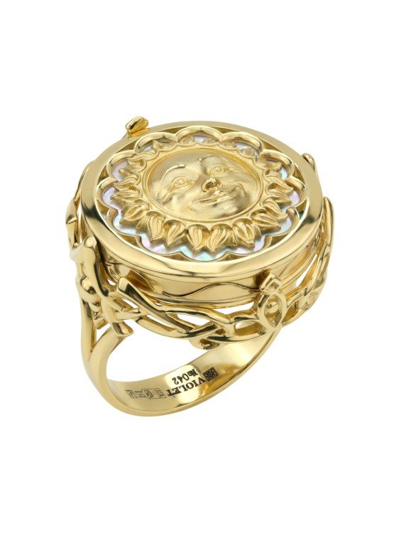 Кольцо из лимонного золота c ониксом и перламутром