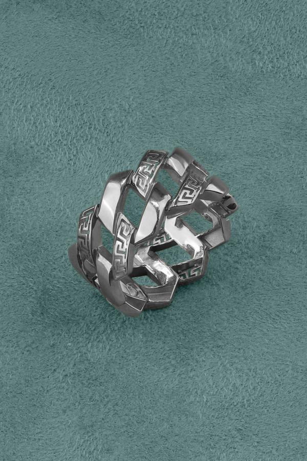 Кольцо из белого золота