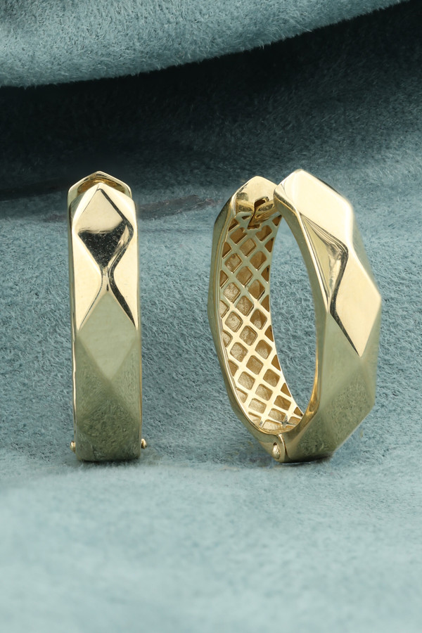 Серьги из лимонного золота