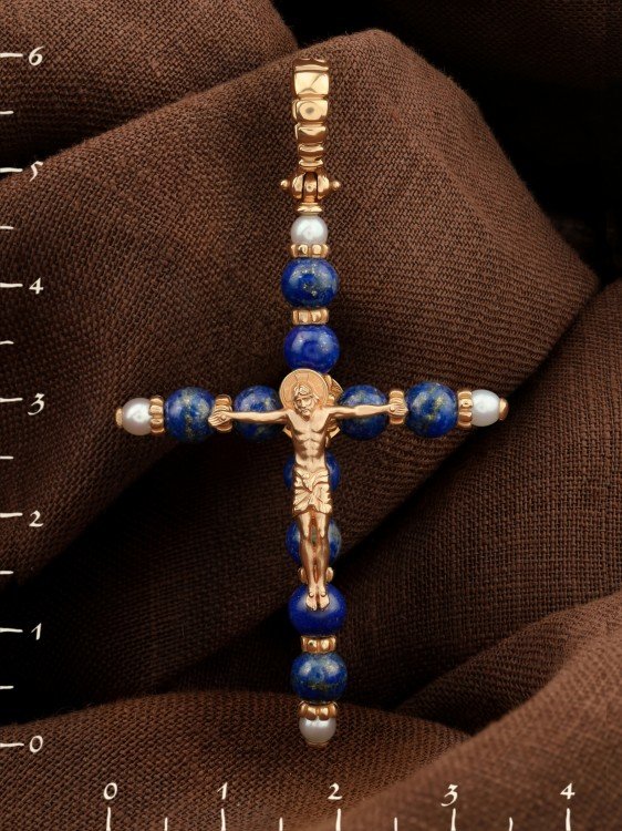 Крест из золота c жемчугом и лазуритом