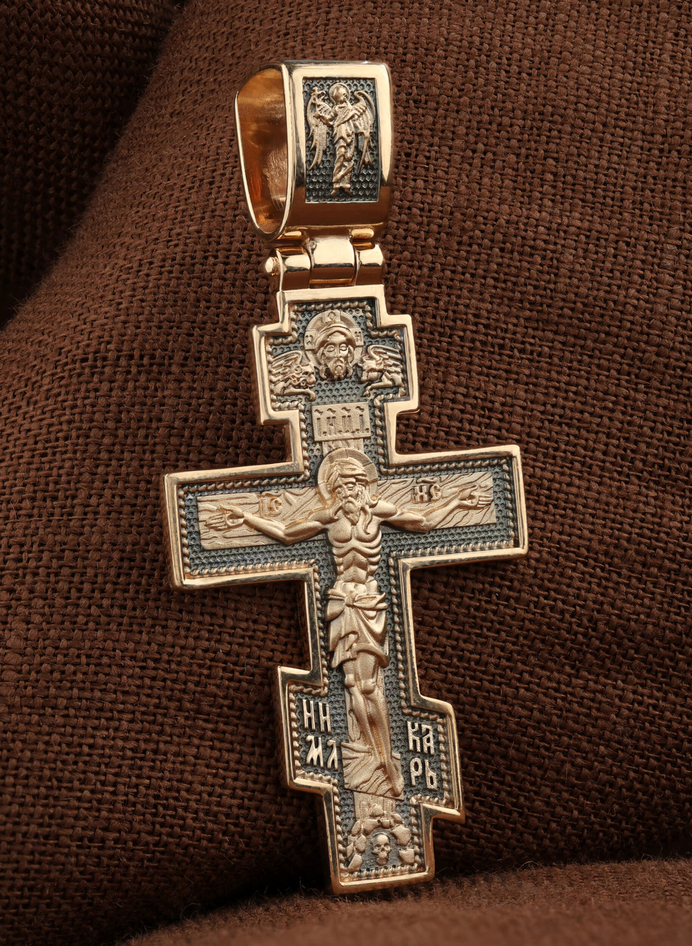 Крест из золота