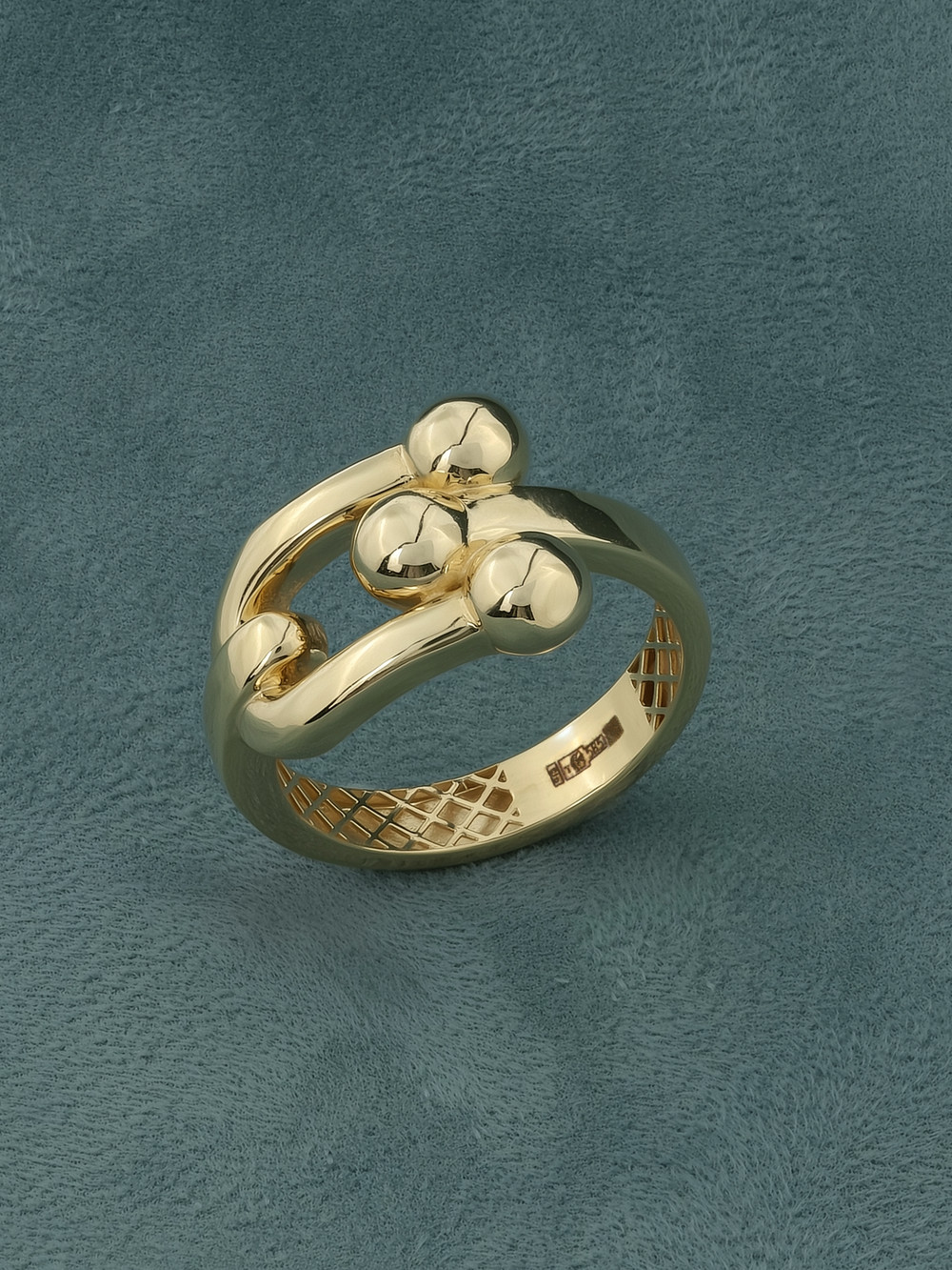 Кольцо из лимонного золота