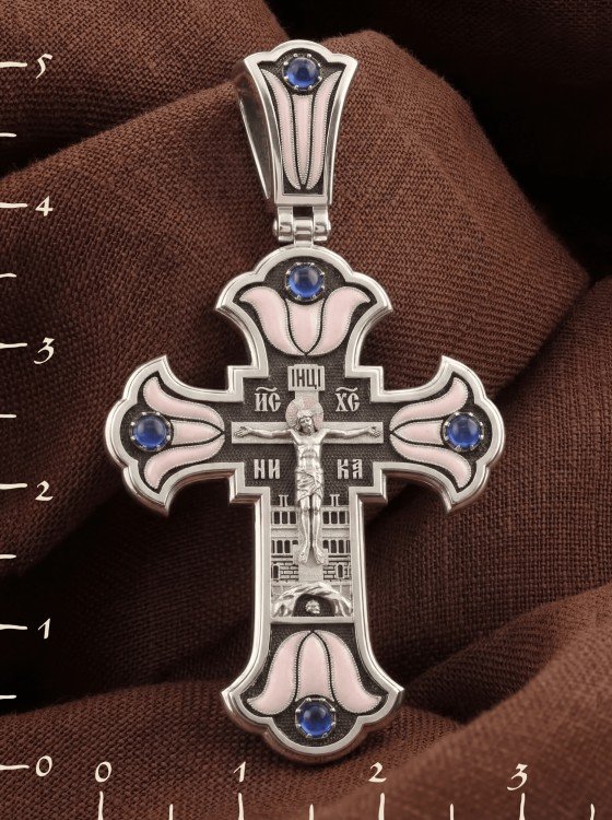 Крест из белого золота c эмаль и сапфиром