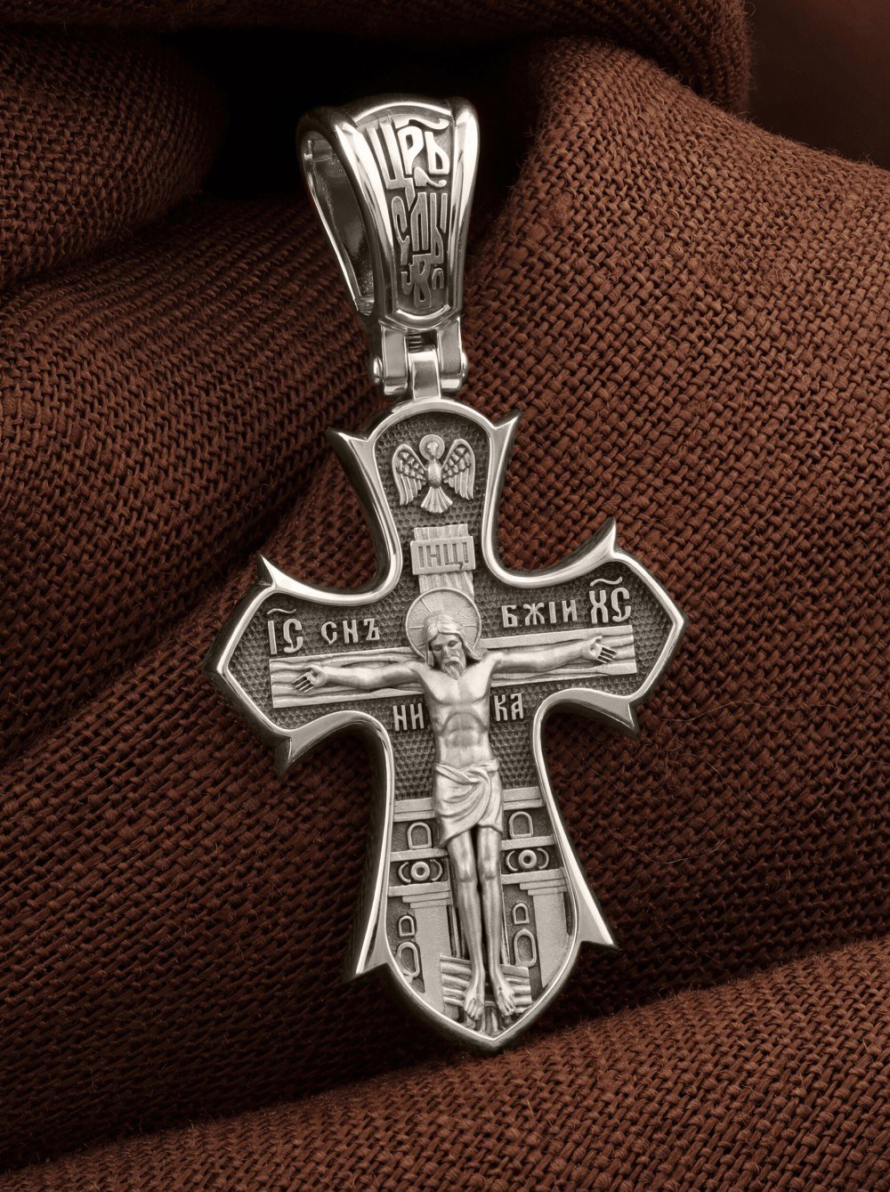 Крест из белого золота