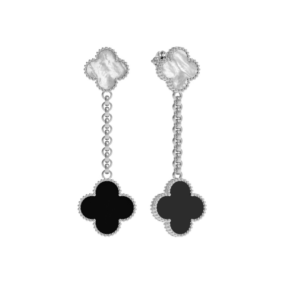 Серьги из белого золота c ониксом и перламутром