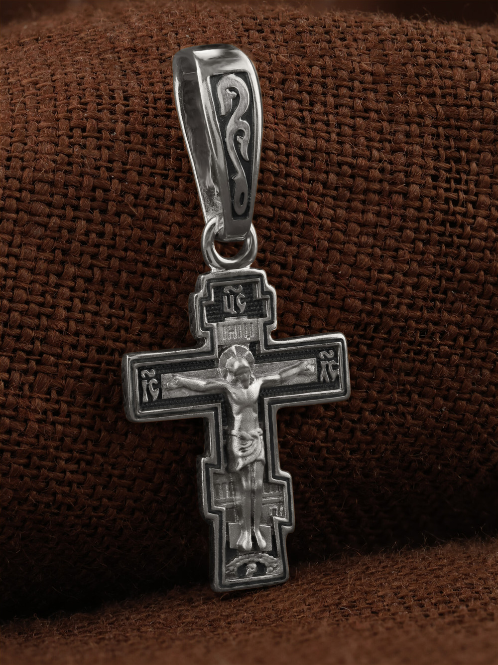 Крест из белого золота