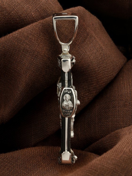 Крест из белого золота c эбеновым деревом