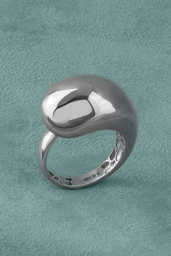 Кольцо из белого золота