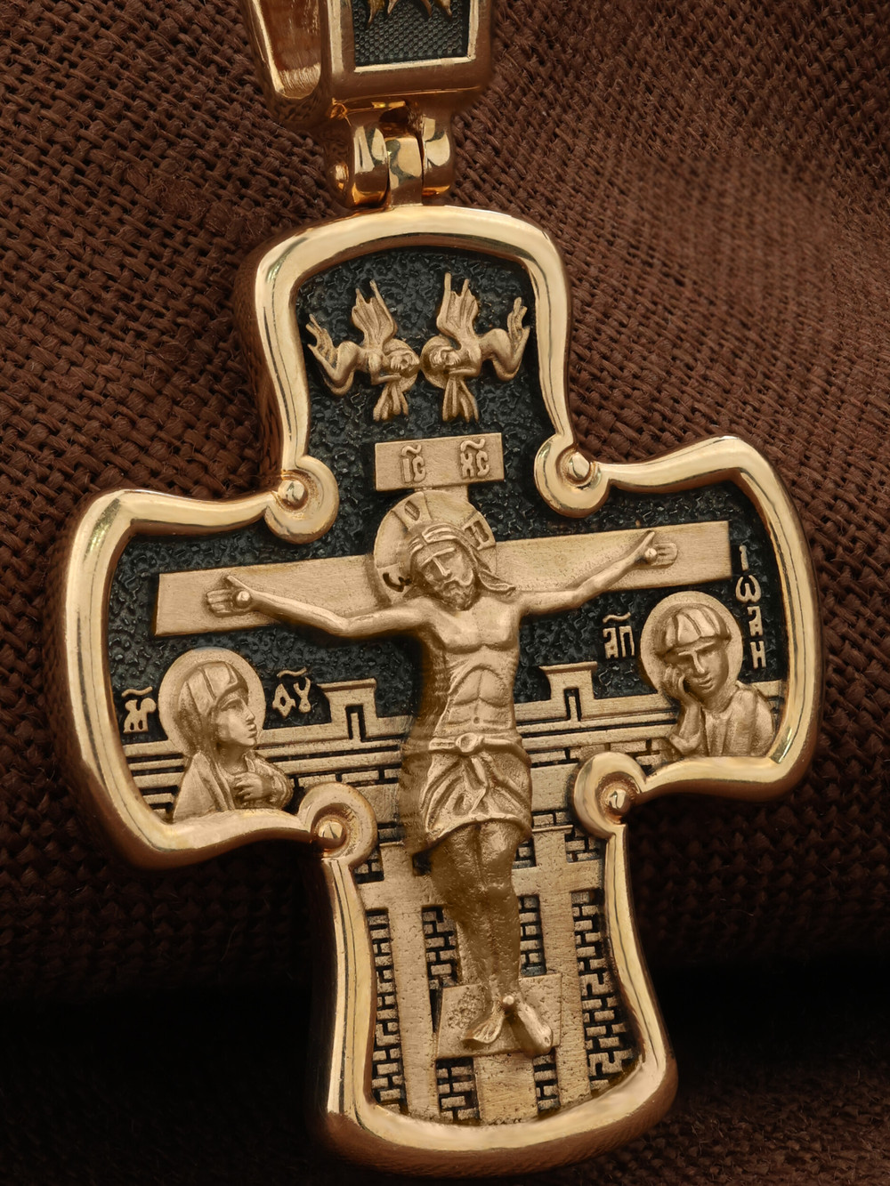 Крест из золота