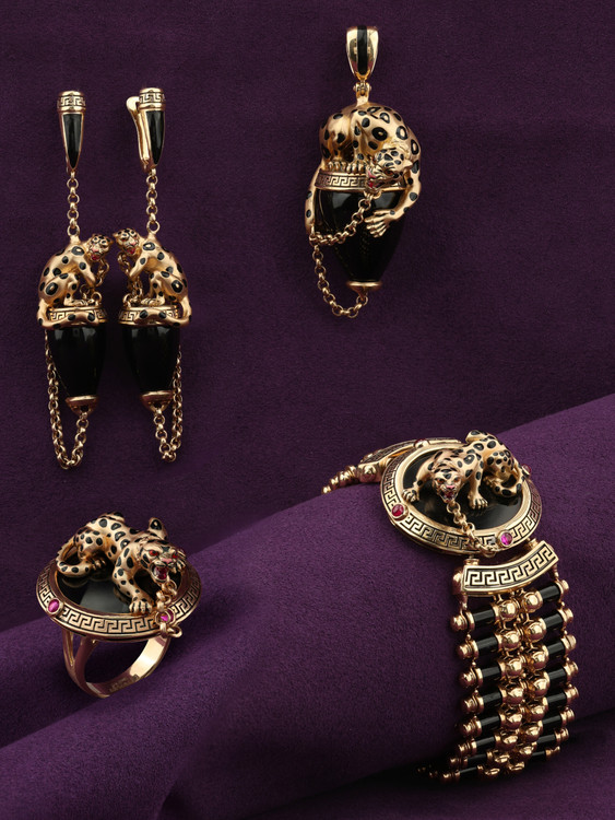 Серьги из золота c эмаль и ониксом