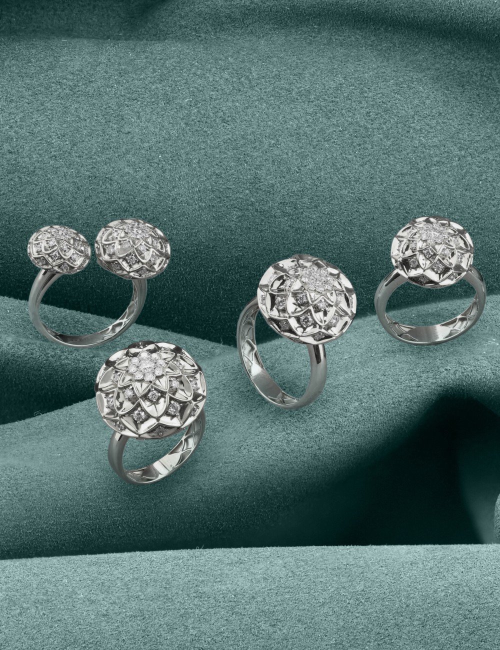 Кольцо из белого золота 585 пробы c бриллиантами