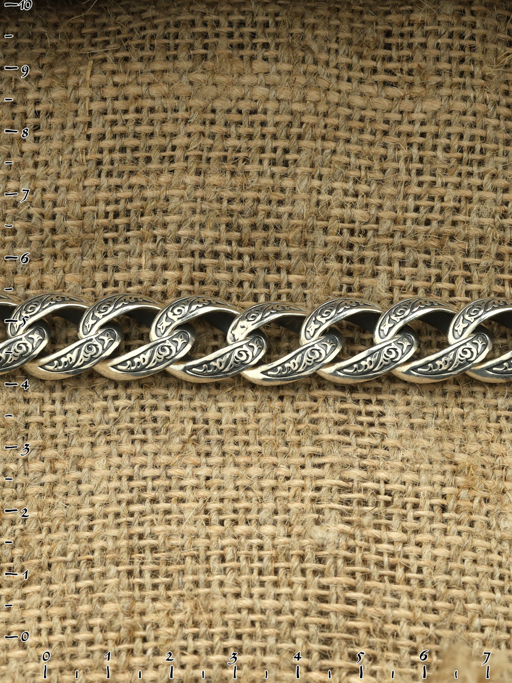 Браслет из серебра c рубином