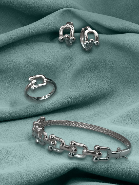 Серьги из белого золота