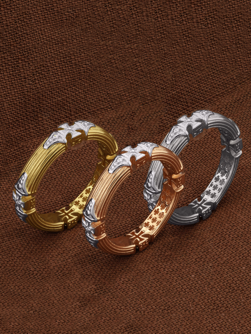 Кольцо из золота c бриллиантами