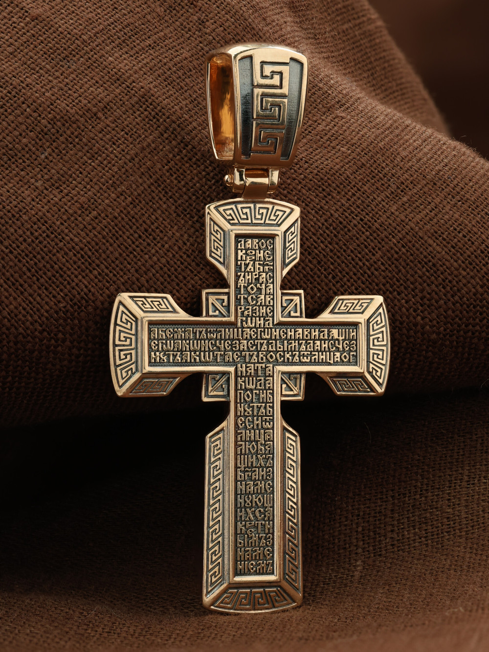Крест из золота