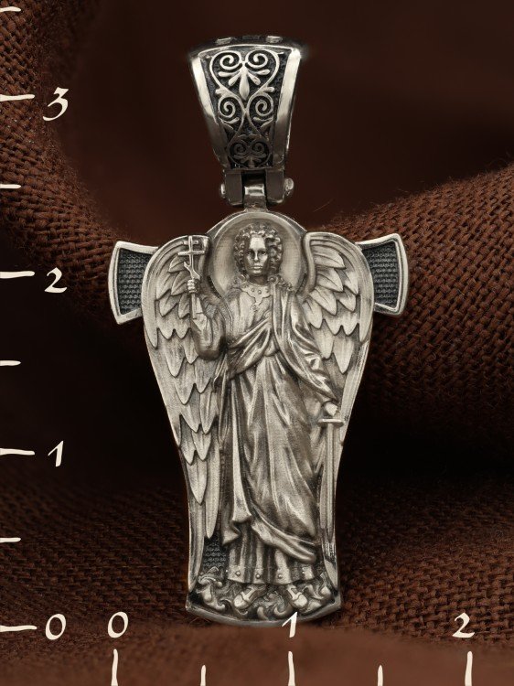 Крест из белого золота