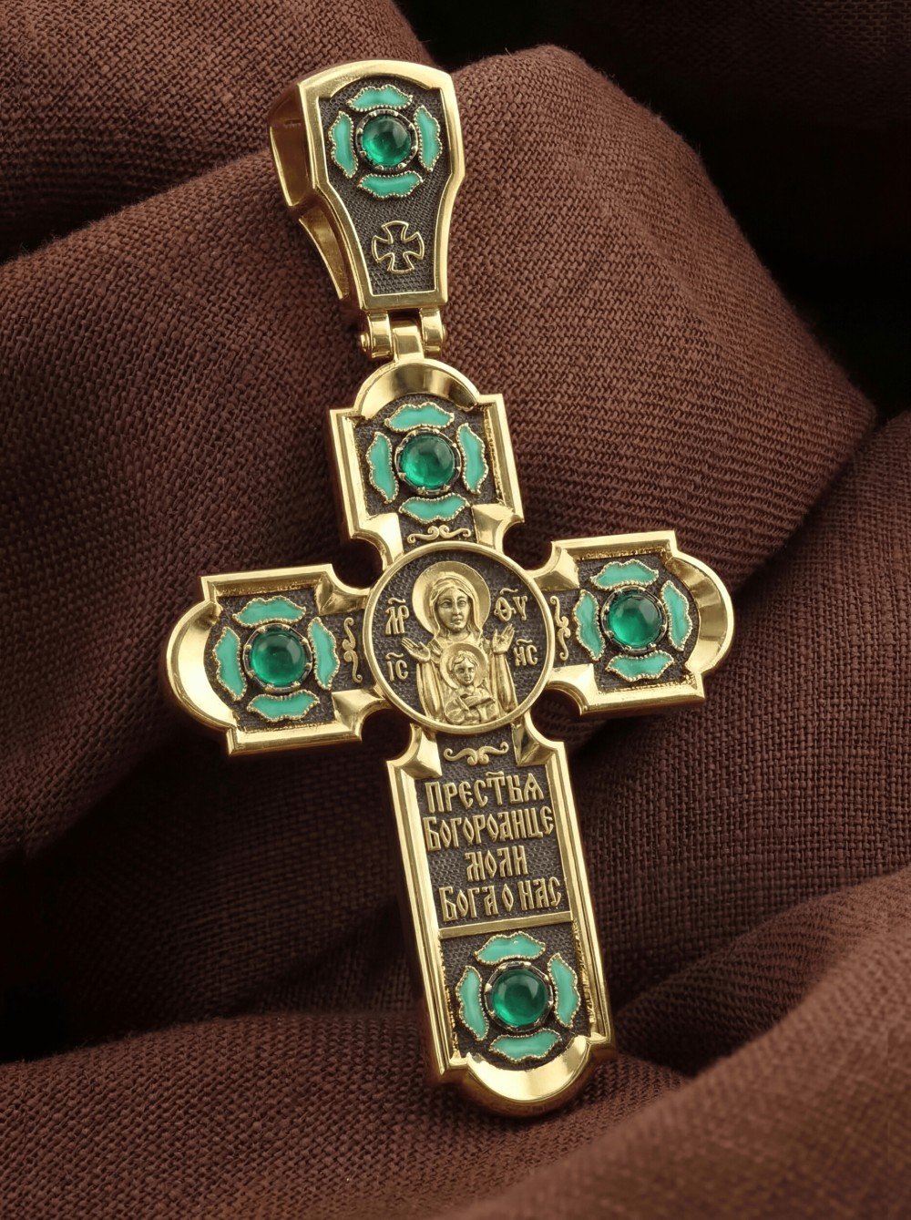 Крест из лимонного золота c эмаль и хризопразом